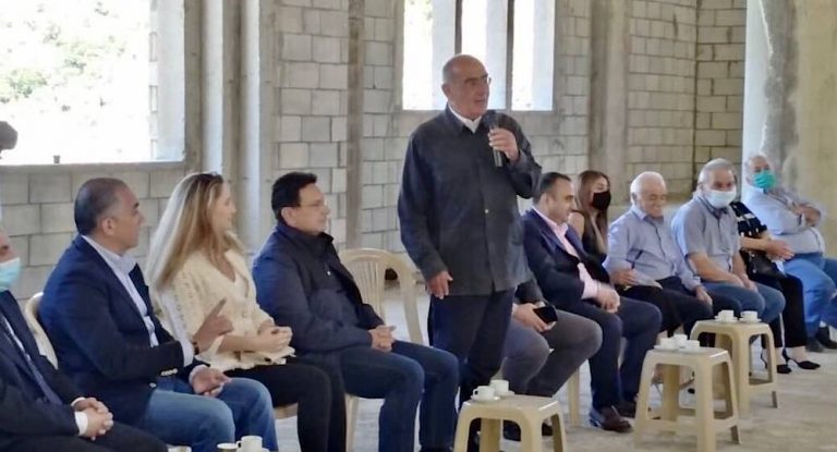 خاص-بين الكتائب والخازن من يختار سعيد ؟