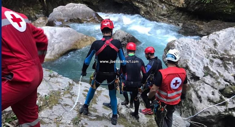 العثور على جثة الفتاة نورا حاطوم التي فقدت في محيط نهر ابراهيم