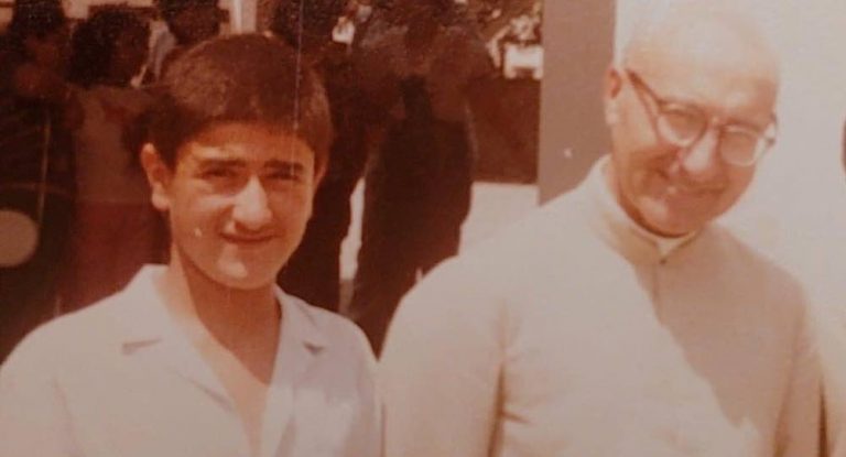 الدكتور طوني ميشال  عيسى : محظوظ بأن أكون واحد من آلاف طلاب مدرسة الأخوة المريميين الذين تعرّفوا على الأخ أندريه