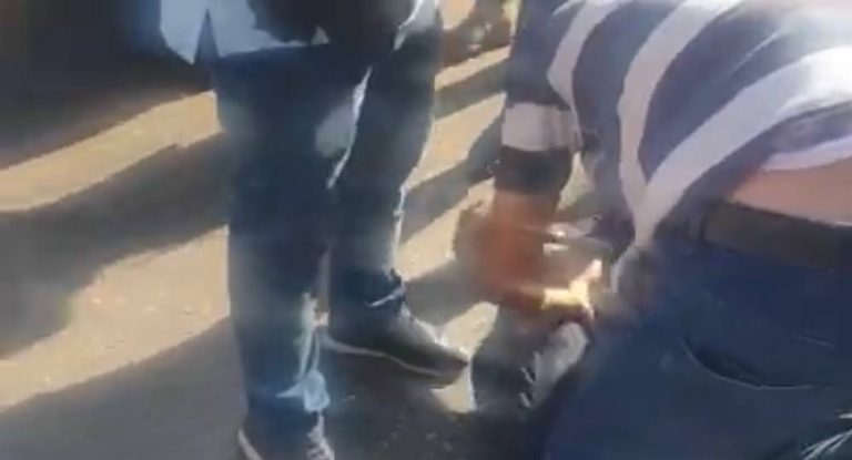 بالفيديو: لحظة توقيف المحامي رامي عليق!