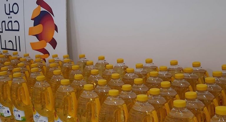 جمعية “من حقّي الحياة ” وزّعت زيت نباتي على العائلات الأكثر حاجة