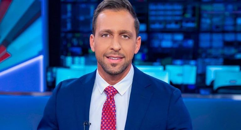 الاعلامي هاني زيادة يحقق النجاح في مجال الاعلام