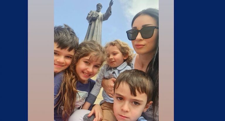 الاعلامية لارا نون : كورونا لعبة كبيرة وفعالة اكتر من الدبابات والاسلحة