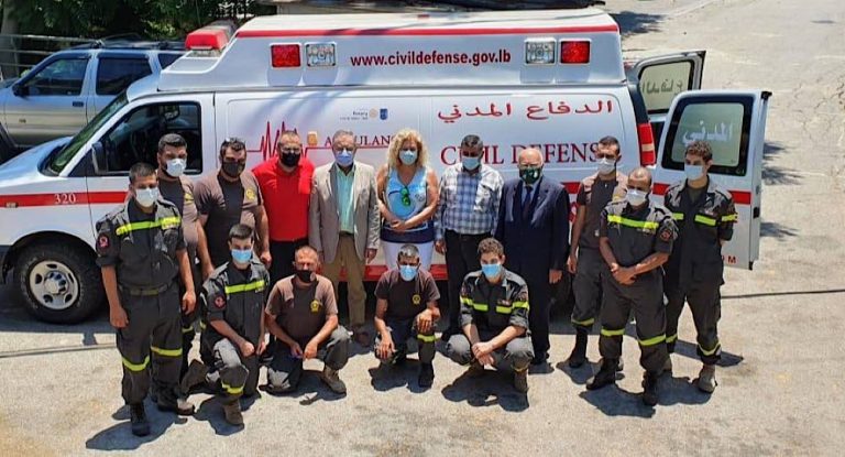 روتاري بيبلوس يقدم معدات لمركز الدفاع المدني جبيل