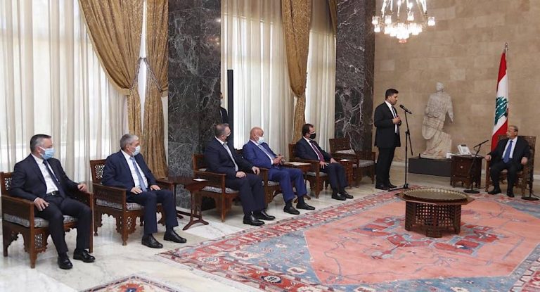 المهندس جان جبران في إجتماع مع رئيس الجمهورية ووزير الطاقة لمناقشة مشروع سد جنّة.