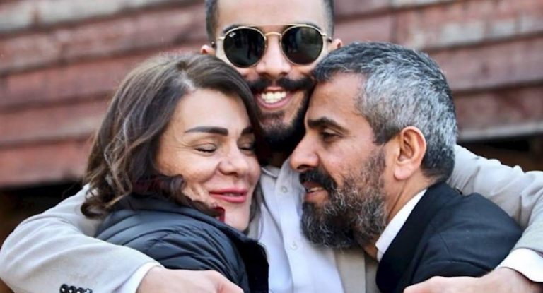 الإعلامية لارا نون لماتيو مجدي علاوي : بتعرف مين كان في بدفنك؟