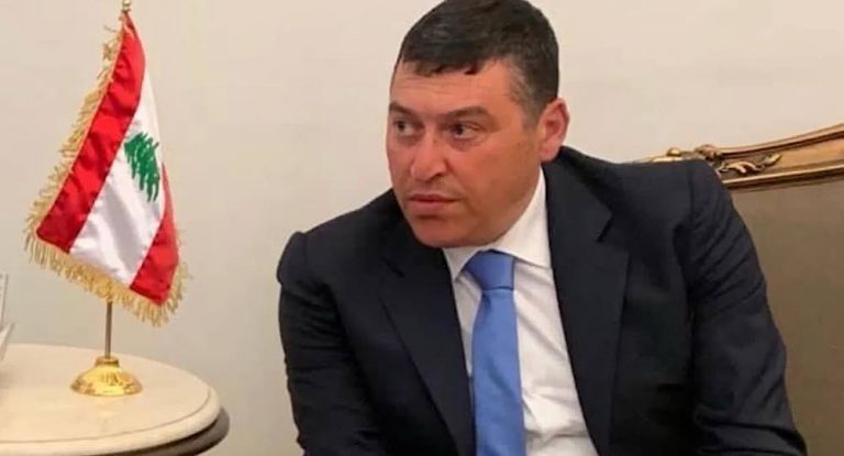 صادق تعليقاً على قرار تأجيل العمل بالتوقيت الصيفي…بدو يرضي معلمو النبيه