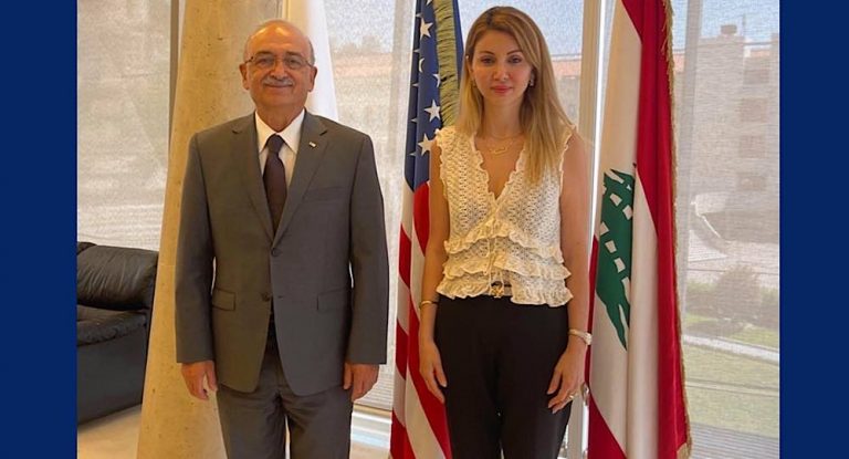 د. دارينا صليبا تستكمل نشاطاتها الثقافية وتزور رئيس جامعة LAU للبحث بآخر المشاريع المشتركة