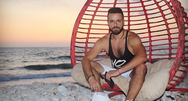 باسم داغر يجمع أغنيات بلغات مختلفة ومميزة لهؤلاء النجوم!