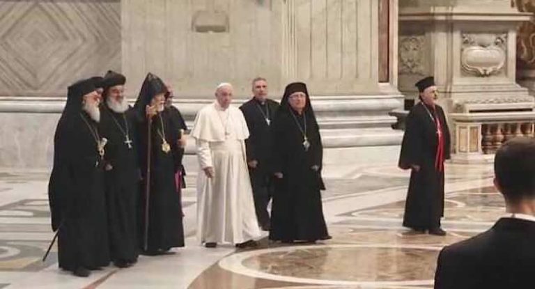 “نصلي من اجل لبنان”… الله وحده قادر على مساعدته!