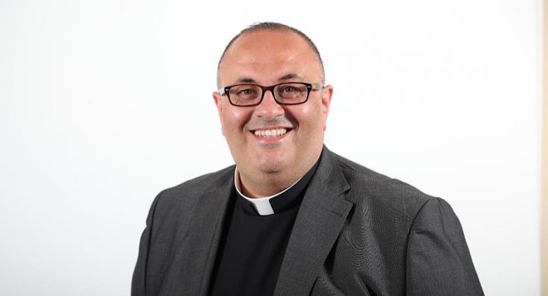 تعيّن الخوري شربل ابي عزّ قيّماً عاماً على ابرشية جبيل المارونية .