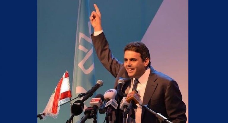 خاص-بالصور: مبادرة من النائب زياد الحواط لتزفيت وتأهيل طريق اللقلوق-العاقورة