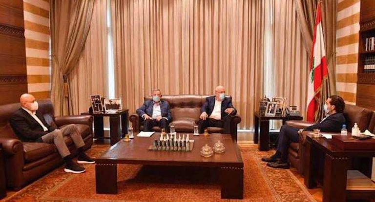 رؤساء الحكومات السابقون: إننا ندعم ترشيح الرئيس ميقاتي ليتولى مهمة تأليف الحكومة