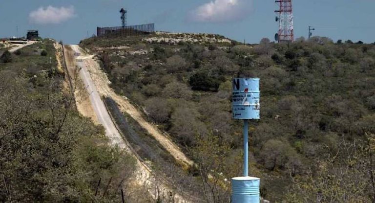 بالفيديو :هذا ما فعله مواطن لبنانيّ بجنديّ إسرائيليّ