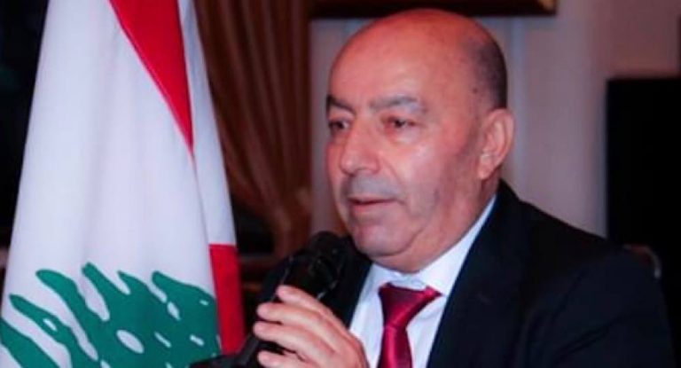 المقداد : الاستقلال يؤخذ ولا يعطى.