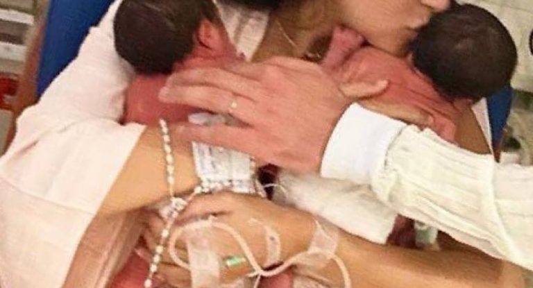 بالصور- ملكة جمال لبنان ترزق بتوأم