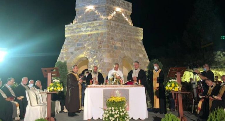 ‎تبريك مزار القديس شربل في دير القمر