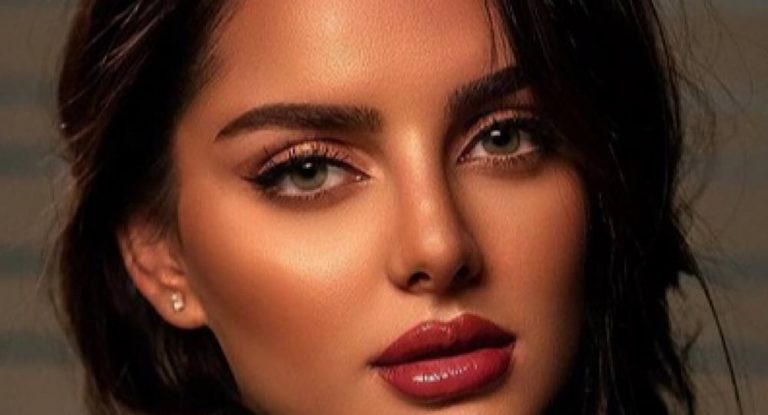 مهرجان ” كان ” السينمائي يثبت العلاقه بين ماهلاغا جابري والدكتور احمد البوقري ، تحفظ وتصريح مقتضب لحضور اسمه !!!