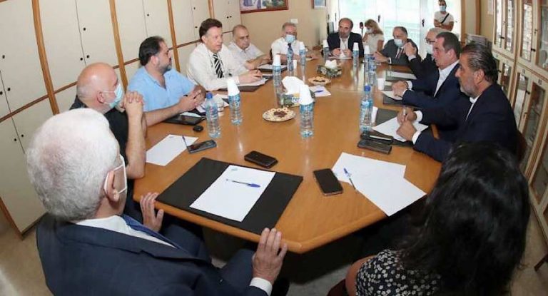 “الجمهورية القوية” زار هارون: توفر الدواء والمستلزمات بحاجة لتحرير السوق