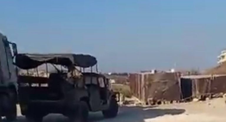 فيديو يظهر موقع الانفجار صباح أمس… وأحد المواطنين علّق: تخزينها كارثة أكبر من الأمونيوم