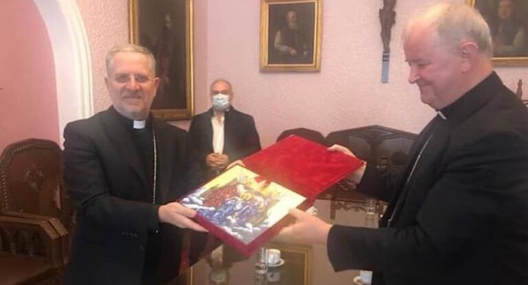 جولة للمطران ميشال عون في رومانيا وبلغاريا لتفقد أبناء الجالية المسيحية