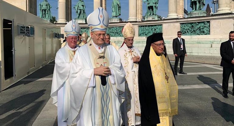 الراعي يشارك في المؤتمر القرباني العالمي في هنغاريا