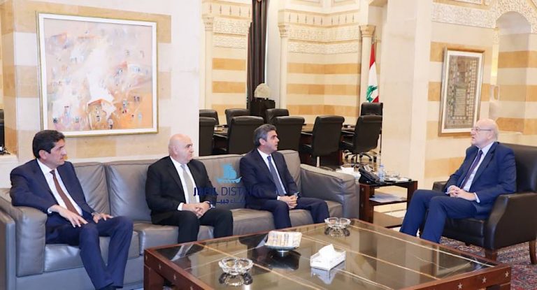 خاص-إنقاذ موسم التفاح والمزارعين بين الحواط وميقاتي