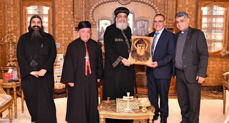 وفد من كاريتاس زار القاهرة شاكرا للكنيسة القبطية مبادرتها لمرضى العيون في لبنان