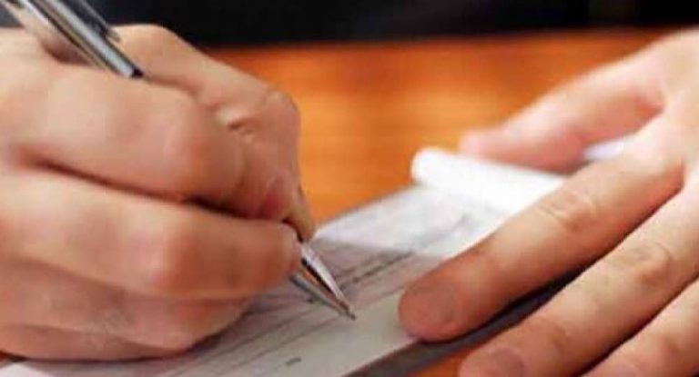 الى حاملي الشيكات بالدولار… معلومات تهمكم