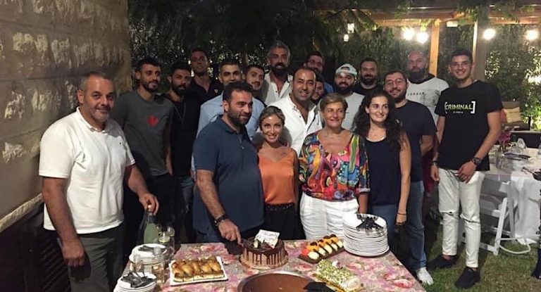 بالصور-رئيس نادي عمشيت يوسف القصيفي يولم على شرف فريق كرة السلة