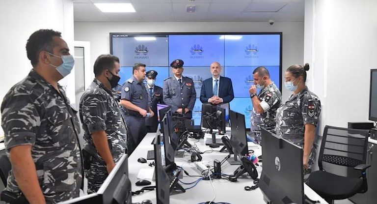 مولوي جال على ثكنة المقر العام: نطبق القوانين مع قوى الامن وفق اللزوم بكل صدق وشفافية