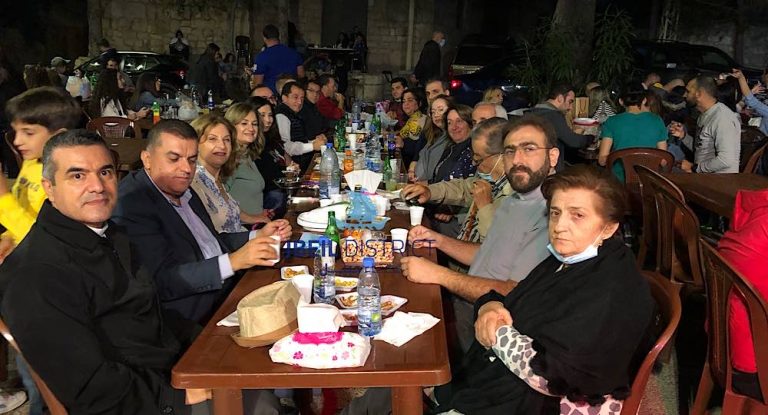 خاص-بالصور رعية مار تقلا في بلدة شامات تحتفل  بعيد  القديسة تقلا