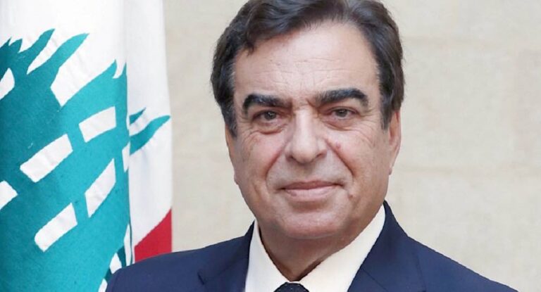 هل أنتم مع إستقالة الوزير جورج قرداحي؟