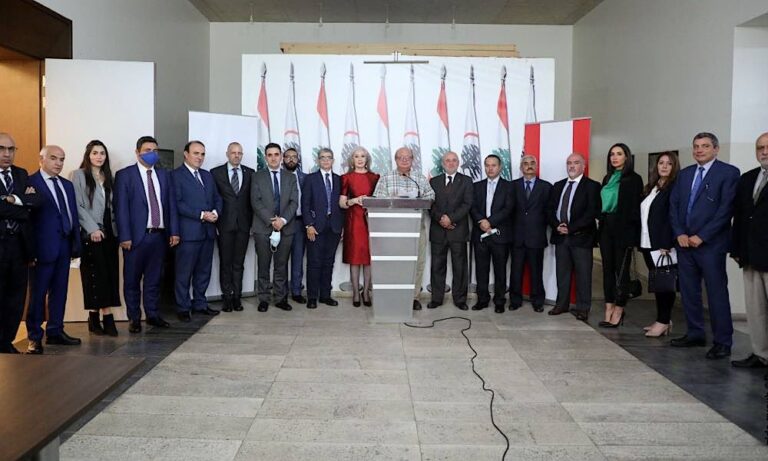 جعجع يستقبل “الجبهة السيادية من أجل لبنان” في معراب.