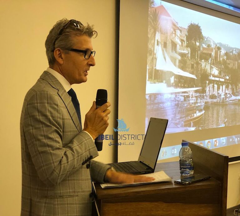 الإعتداء على الدكتور ريمون خوري ونقله الى المستشفى