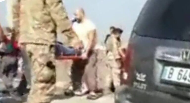 بالفيديو-وفاة عسكري نتيجة سقوط سيارة عليه عند الحاجز