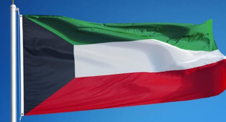 عاجل – الكويت تعلن وقف جميع أنواع التأشيرات للبنانيين