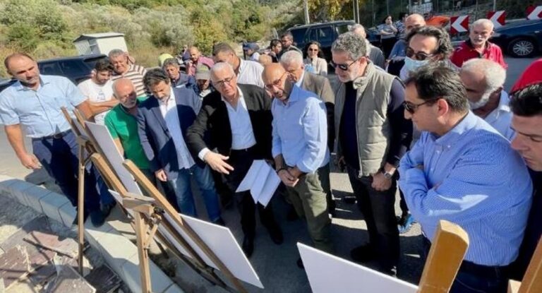 نصار وياسين تفقدا مشروع محطة الضخ في غلبون