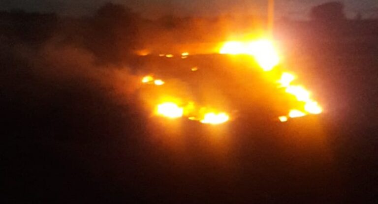 بالفيديو – الحريق الضخم في مستيتا وأصوات الإنفجارات