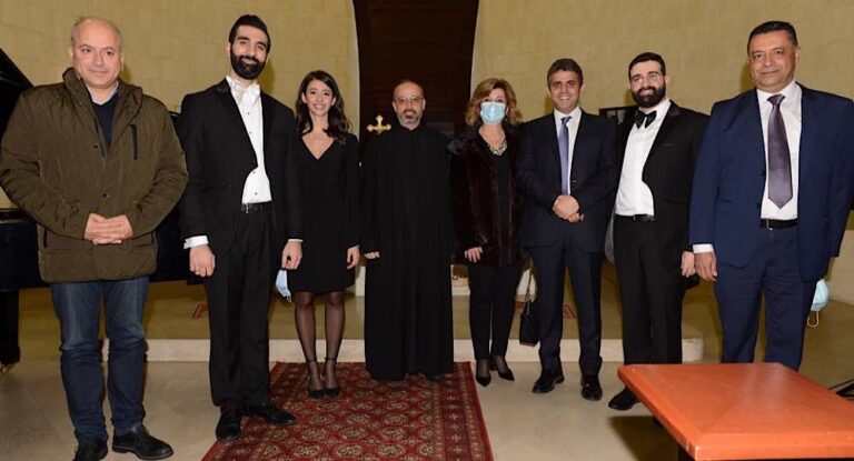 ريسيتال ميلادي “ليكن نور” في مار جرجس جبيل برعاية البلدية