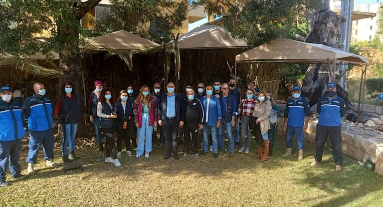 شرطة البلدية من الناس للناس