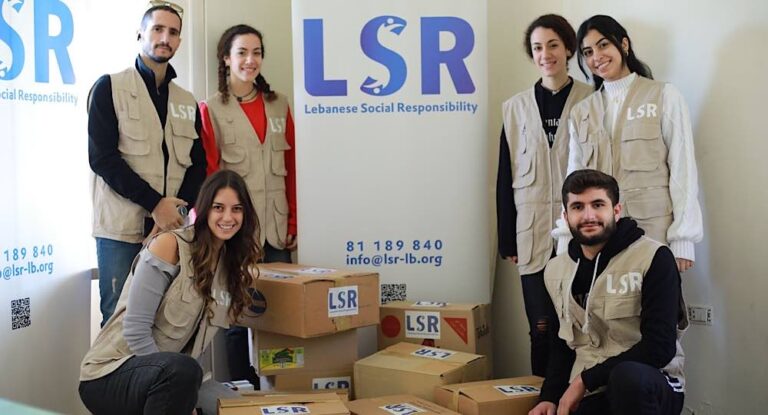 جمعية “LSR ” توزع ٨٠ حصّة غذائية على العائلات الأكثر حاجة في قضاء جبيل