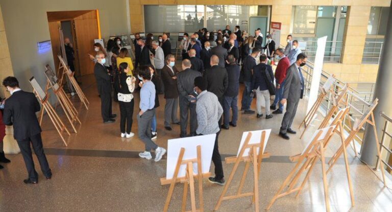 معرض ومحاضرة عن زيارة الرئيس كميل شمعون إلى الأرجنتين في جامعة الروح القدس الكسليك