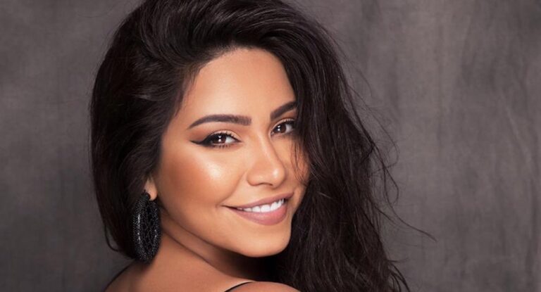بالصورة – النجمة شيرين عبد الوهاب تصدم جمهورها وتحلق شعرها
