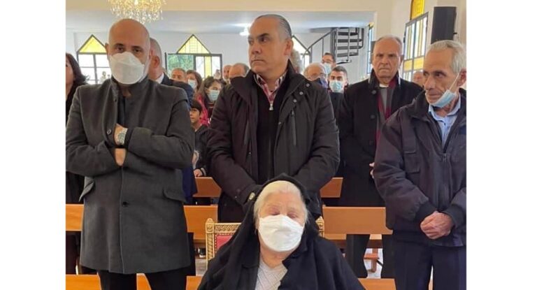 بالصور – نشاط ميلادي في المزاريب… بشير افرام “ضمانتنا بوحدتنا”