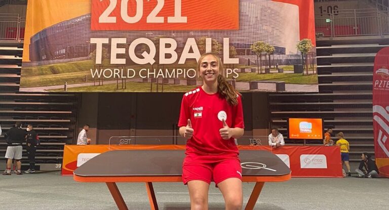 ميشال جبران يهنّئ إبنة شامات لتألقها في مباراة العالم في التيك بول