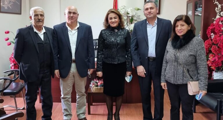 زيارة معايدة من بلدية لحفد لقائمقام جبيل