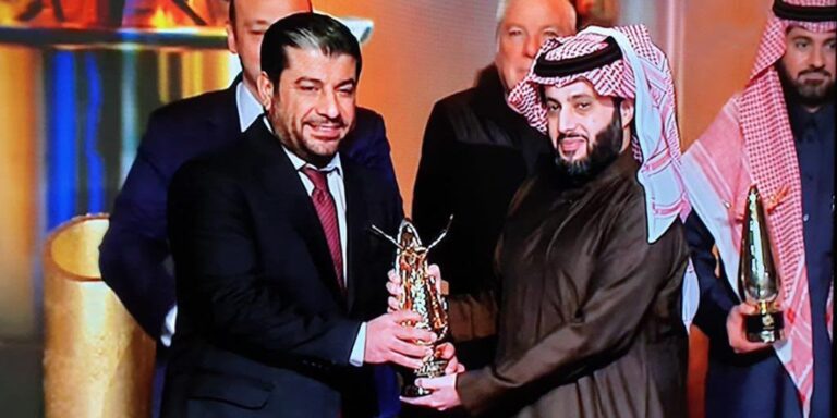 المستشار تركي آل شيخ يكرم زياد حمزه ويعايده