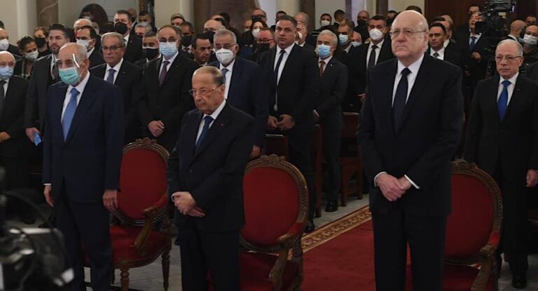 بالصور – قداس عيد مار مارون بحضور الرؤساء الثلاثة.. رسالة الراعي: لدينا 5 أولويات