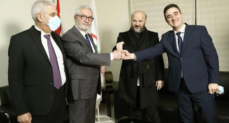 بالصورة-الرياشي والحاج في ضيافة أبي اللمع: “انتو قدّا”